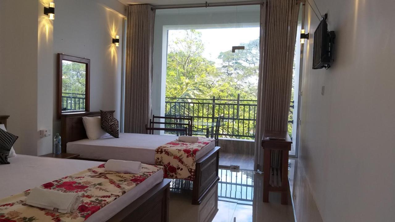 Mahaweli King'S Villa Kandy Quarto foto