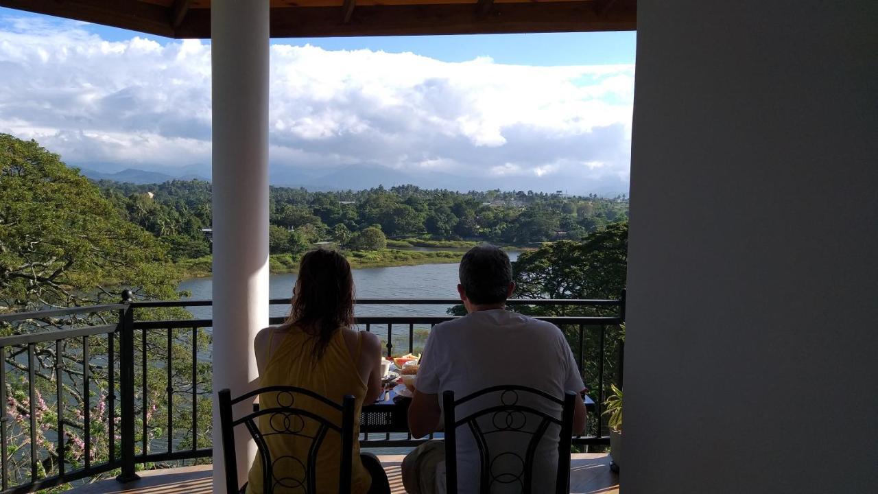 Mahaweli King'S Villa Kandy Exterior foto